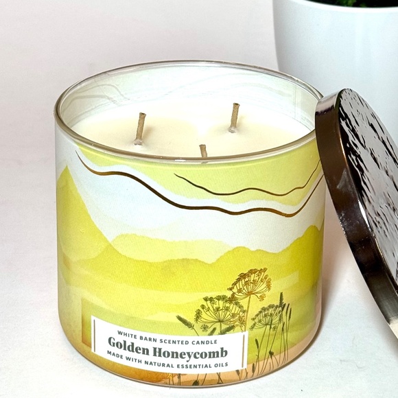 GOLDEN HONEYCOMB 3 Wick Candle - Picture 2 of 3